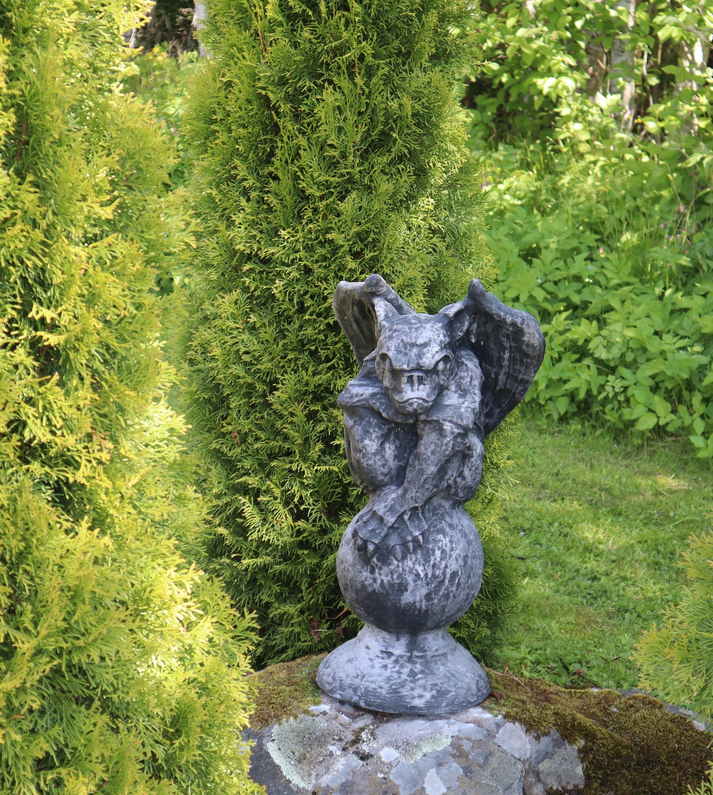 Gargoyle, Iso